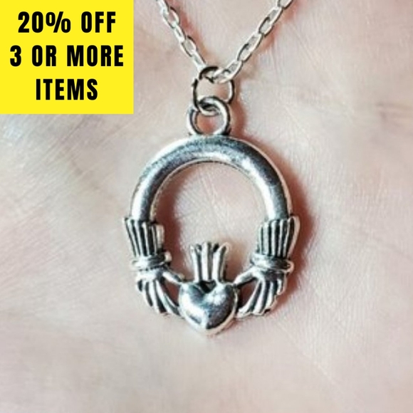 NWOT Silver Celtic Claddagh Necklace - Picture 2 of 13